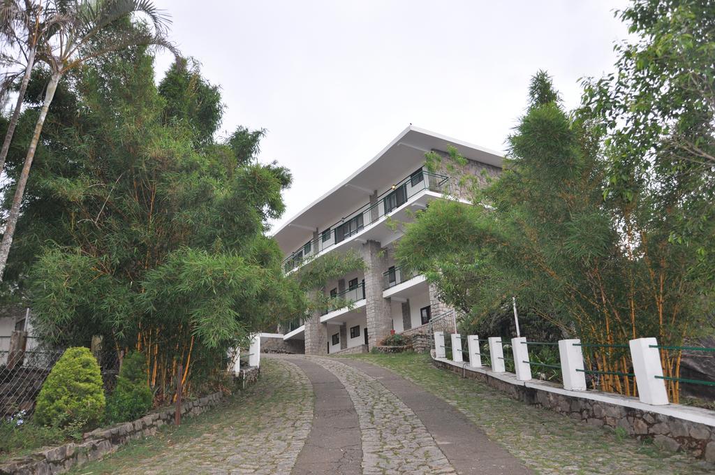 Ayur County Resort Chinnakanal Exterior foto