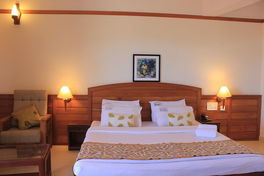 Ayur County Resort Chinnakanal Exterior foto